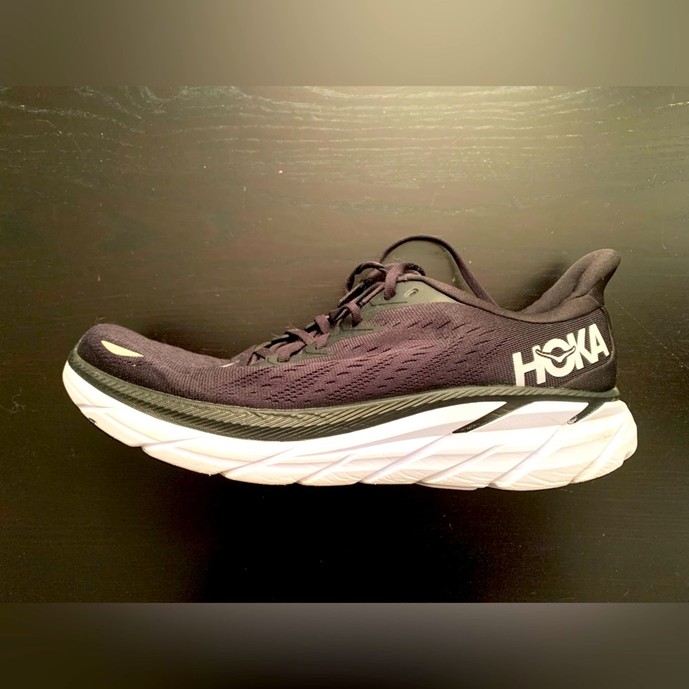 HOKA Clifton 8